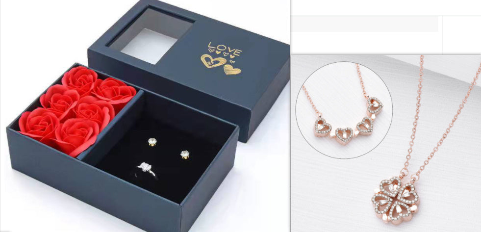 Retro Magnetic Folding Heart Shaped Four Leaf Clover